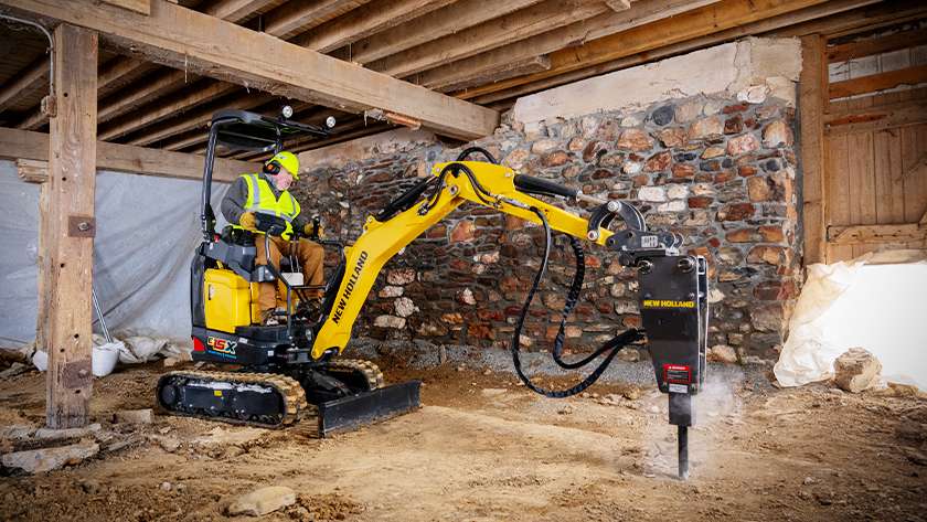 E38D Mini Excavator - Image 4