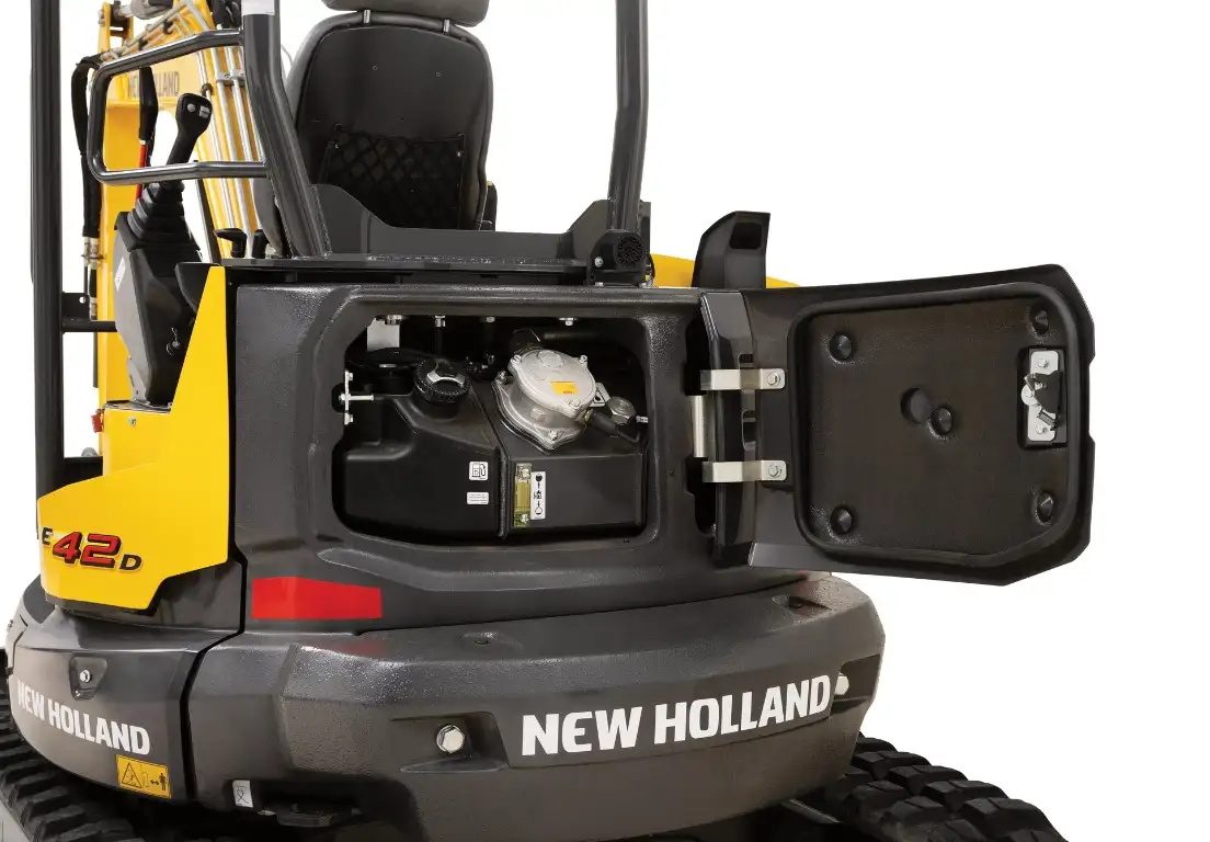 E42D Mini Excavator - Image 4